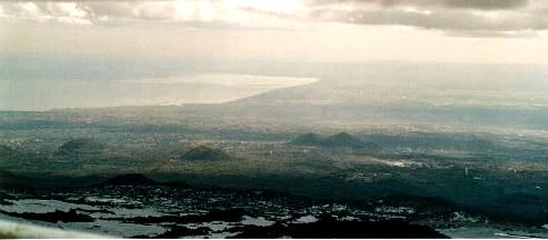 Panorama con il golfo di Catania e i Monti Rossi